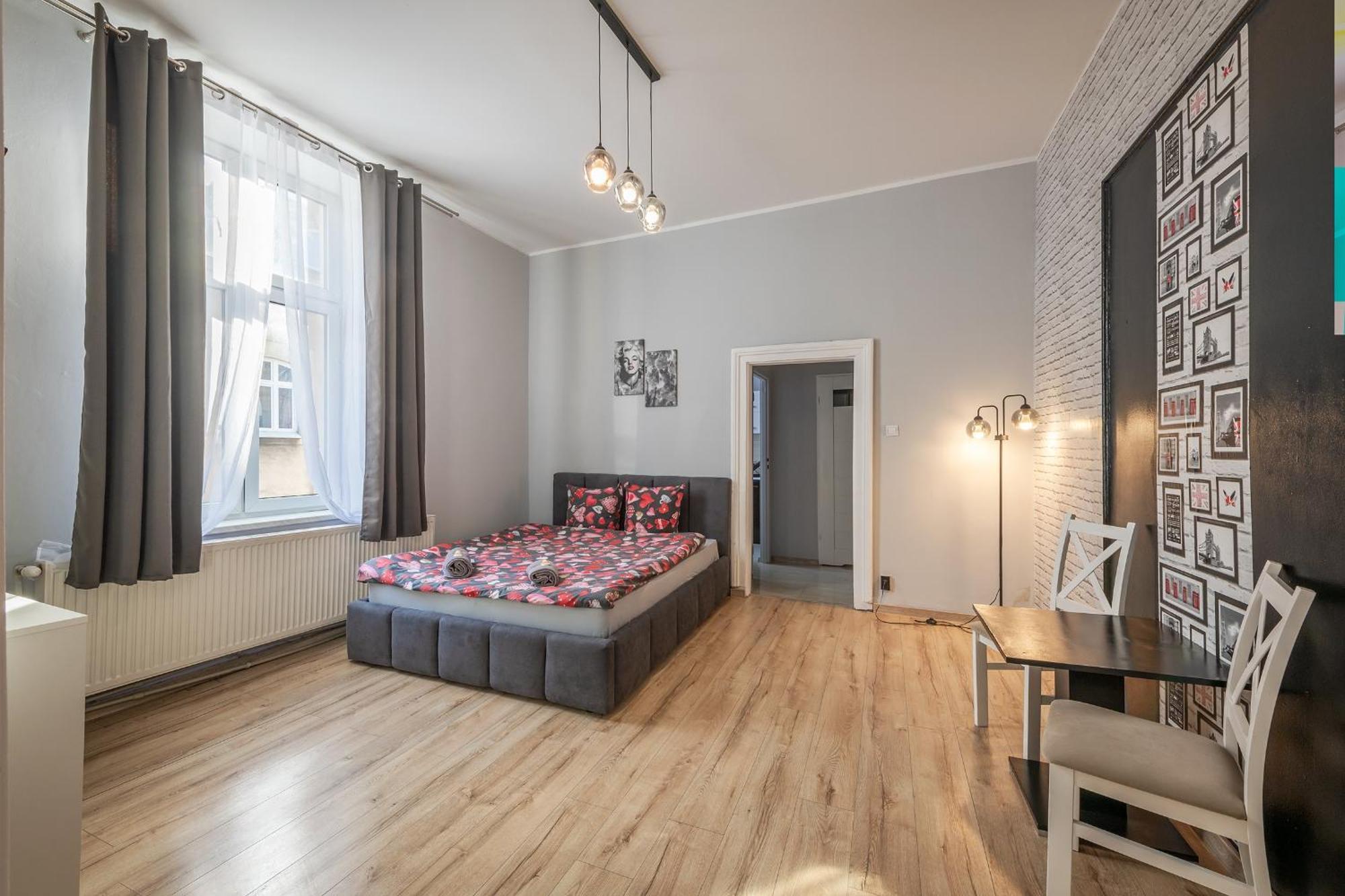 Queen Apartments คราคูฟ ภายนอก รูปภาพ