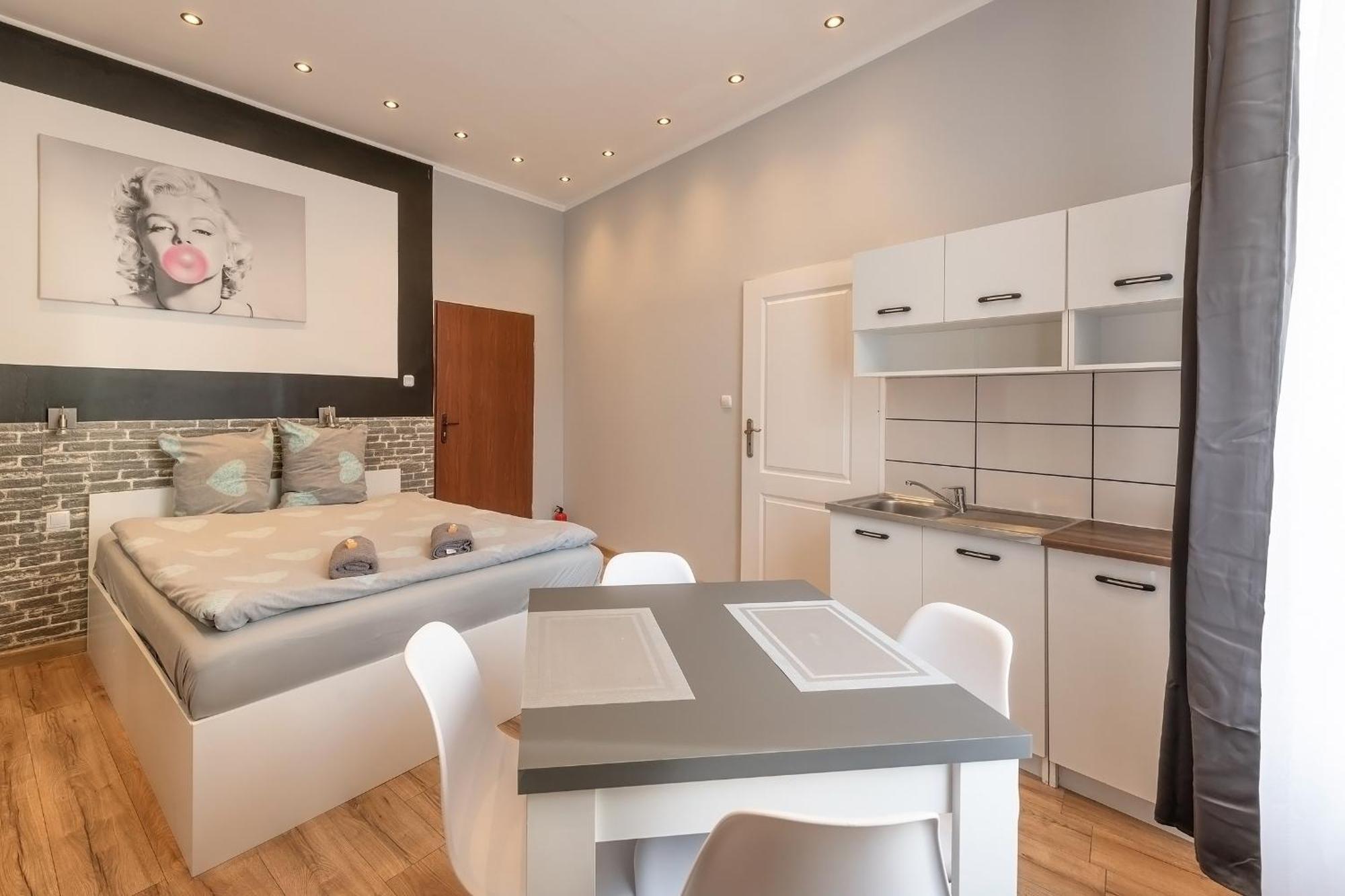 Queen Apartments คราคูฟ ภายนอก รูปภาพ