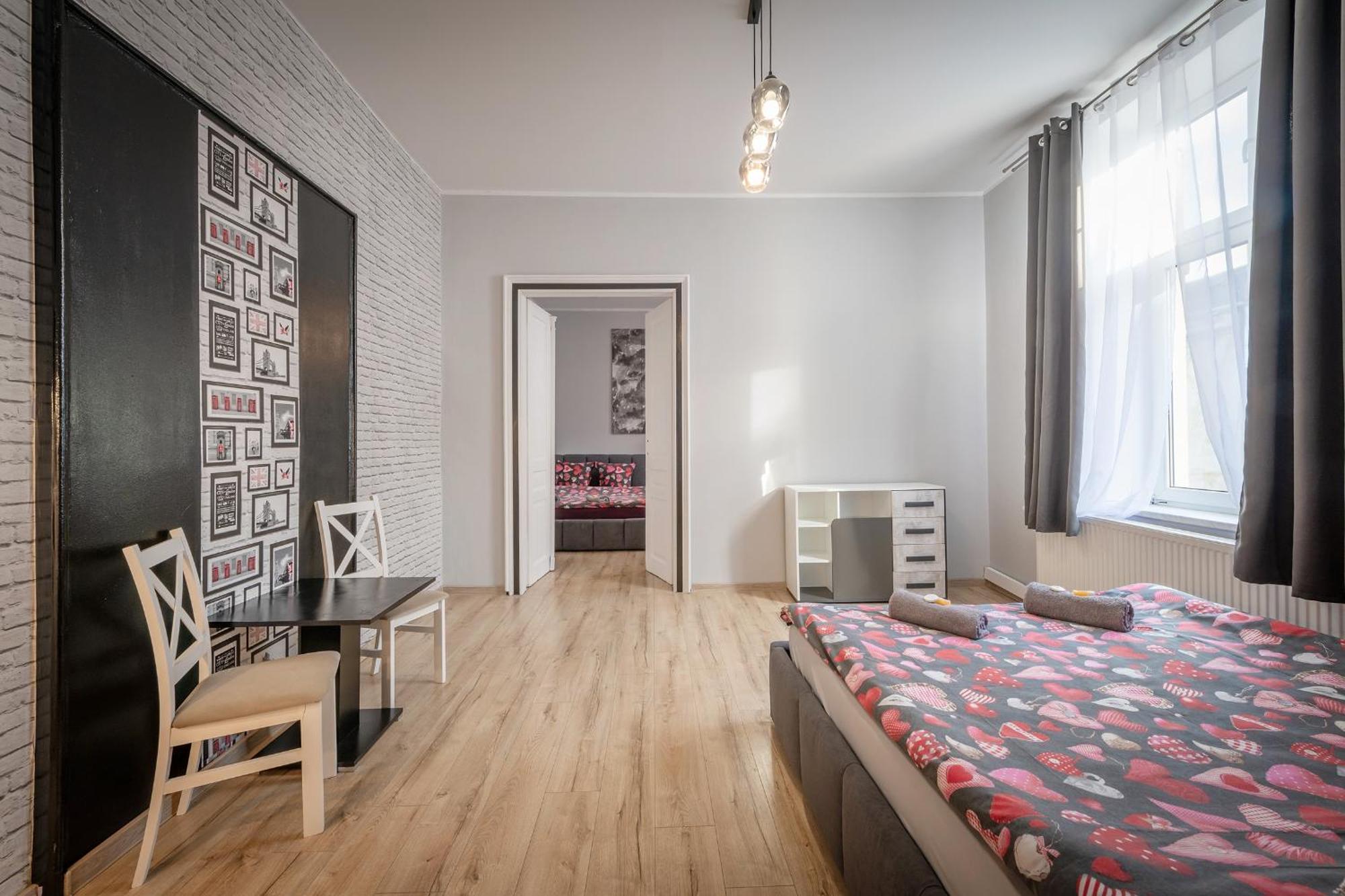 Queen Apartments คราคูฟ ภายนอก รูปภาพ