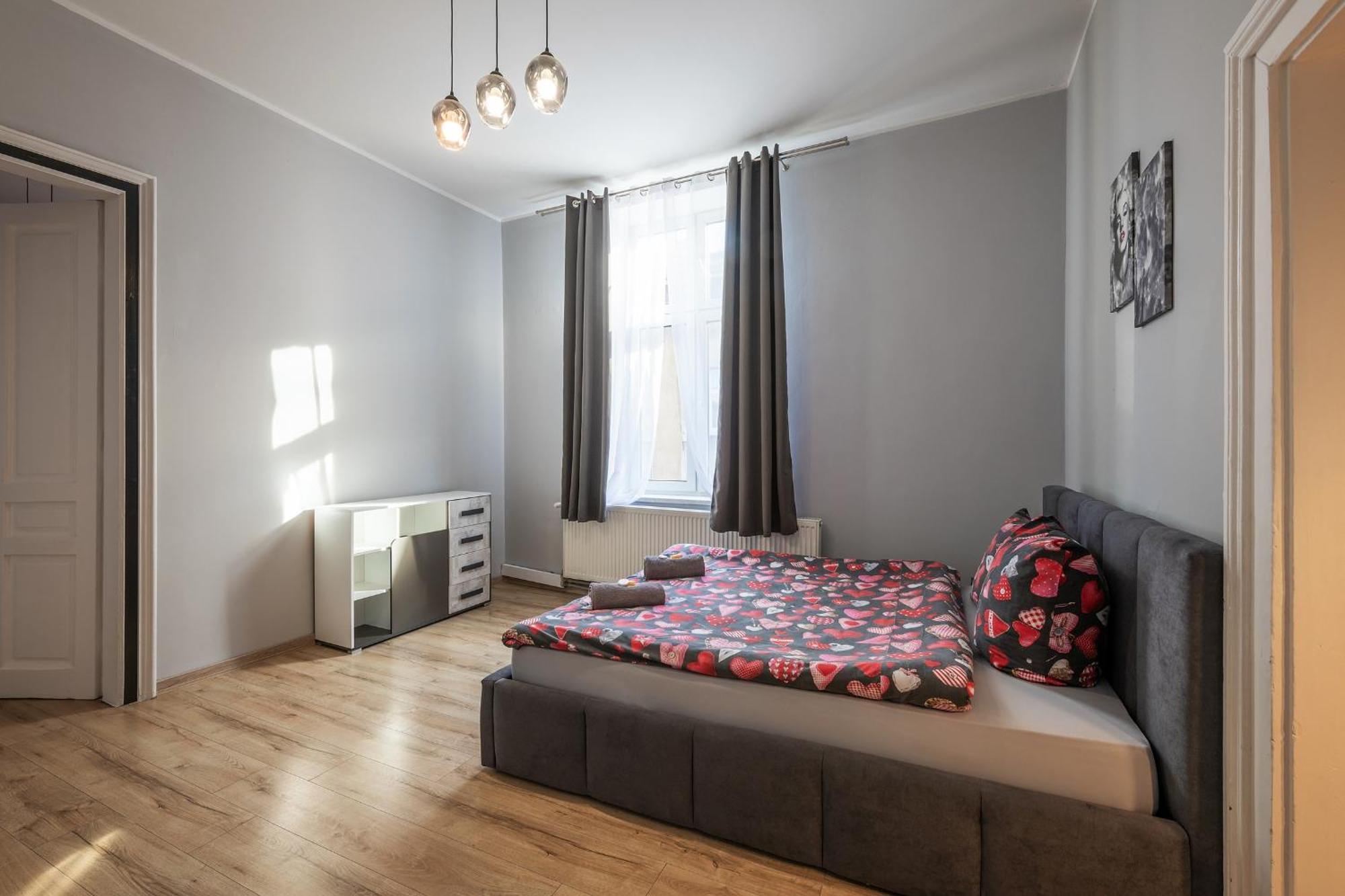 Queen Apartments คราคูฟ ภายนอก รูปภาพ